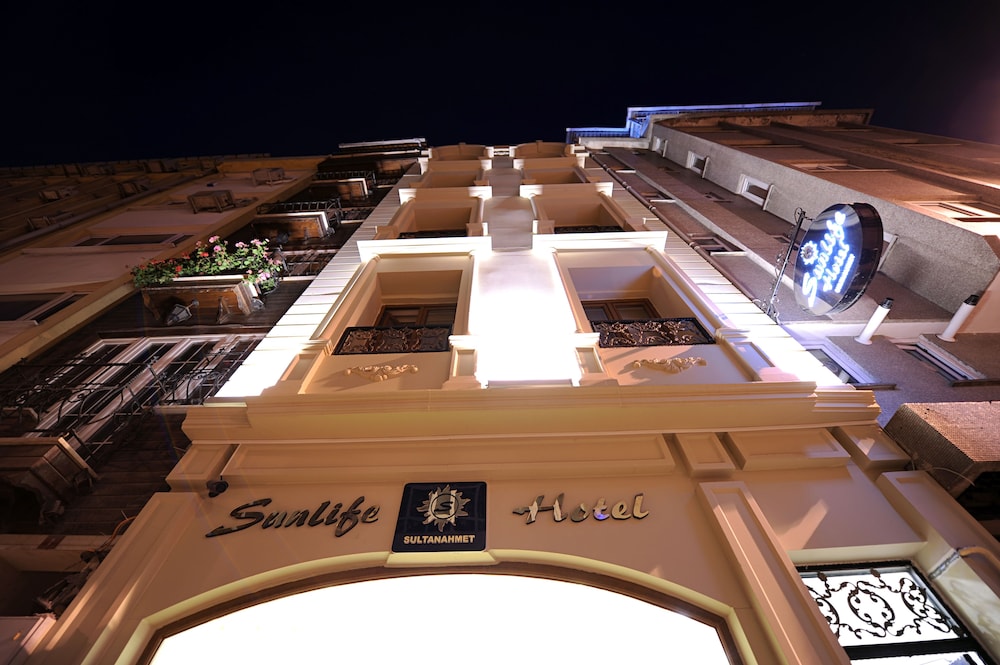 Sunlife Hotel Old City 54/57