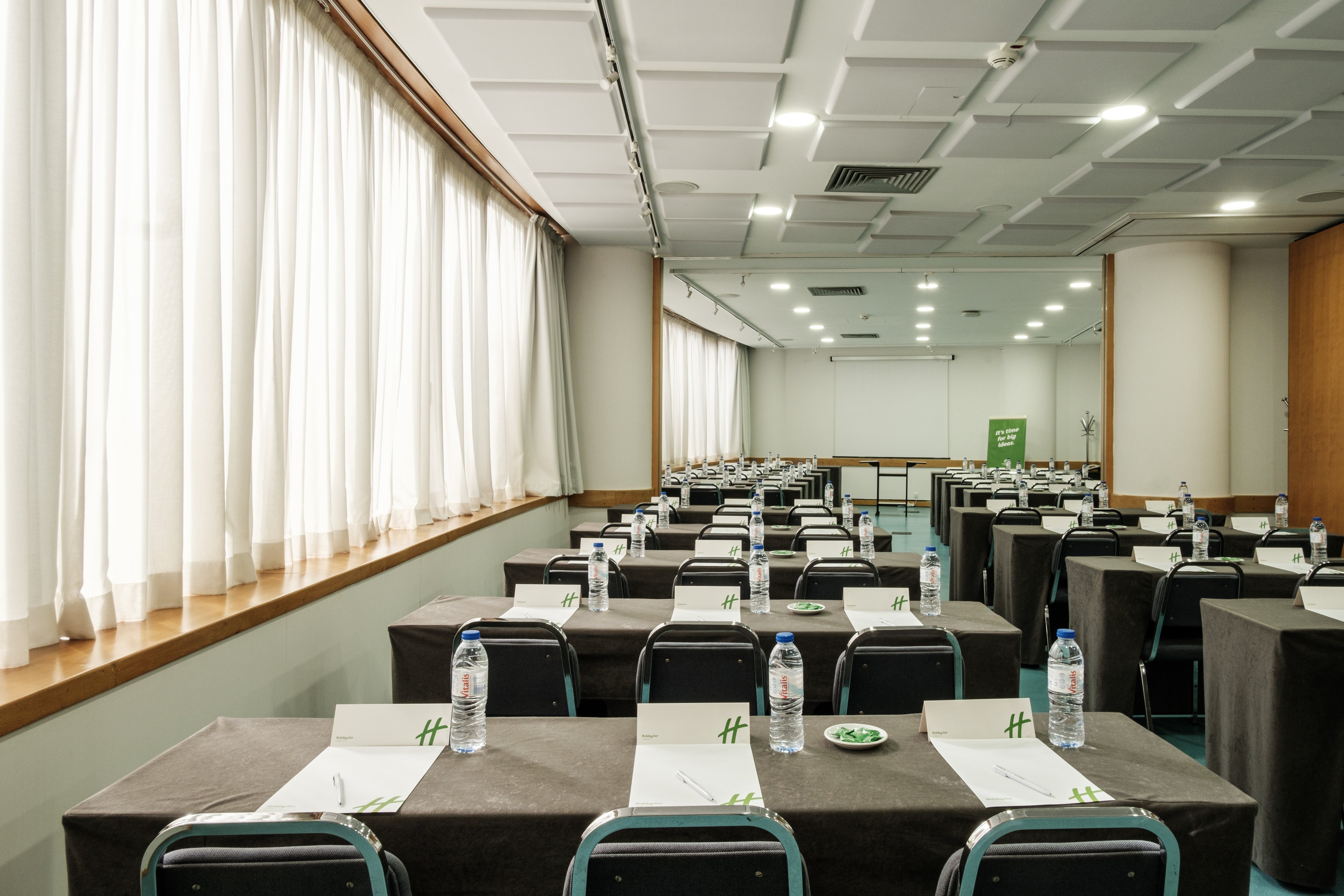 Hotel Holiday Inn Lisboa Continental 68/75