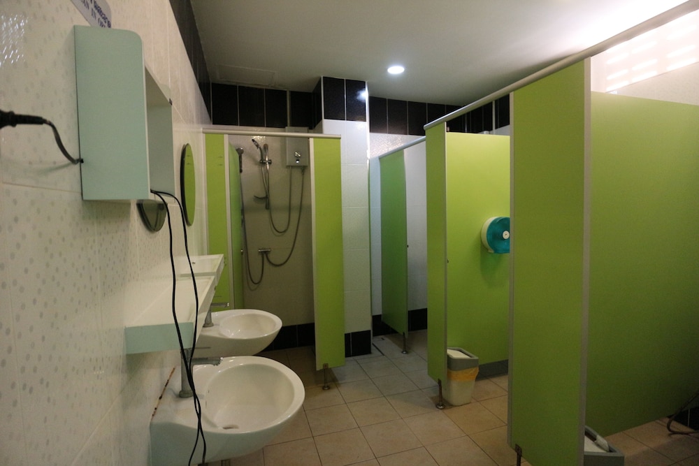 Mahannop Hostel 17/18