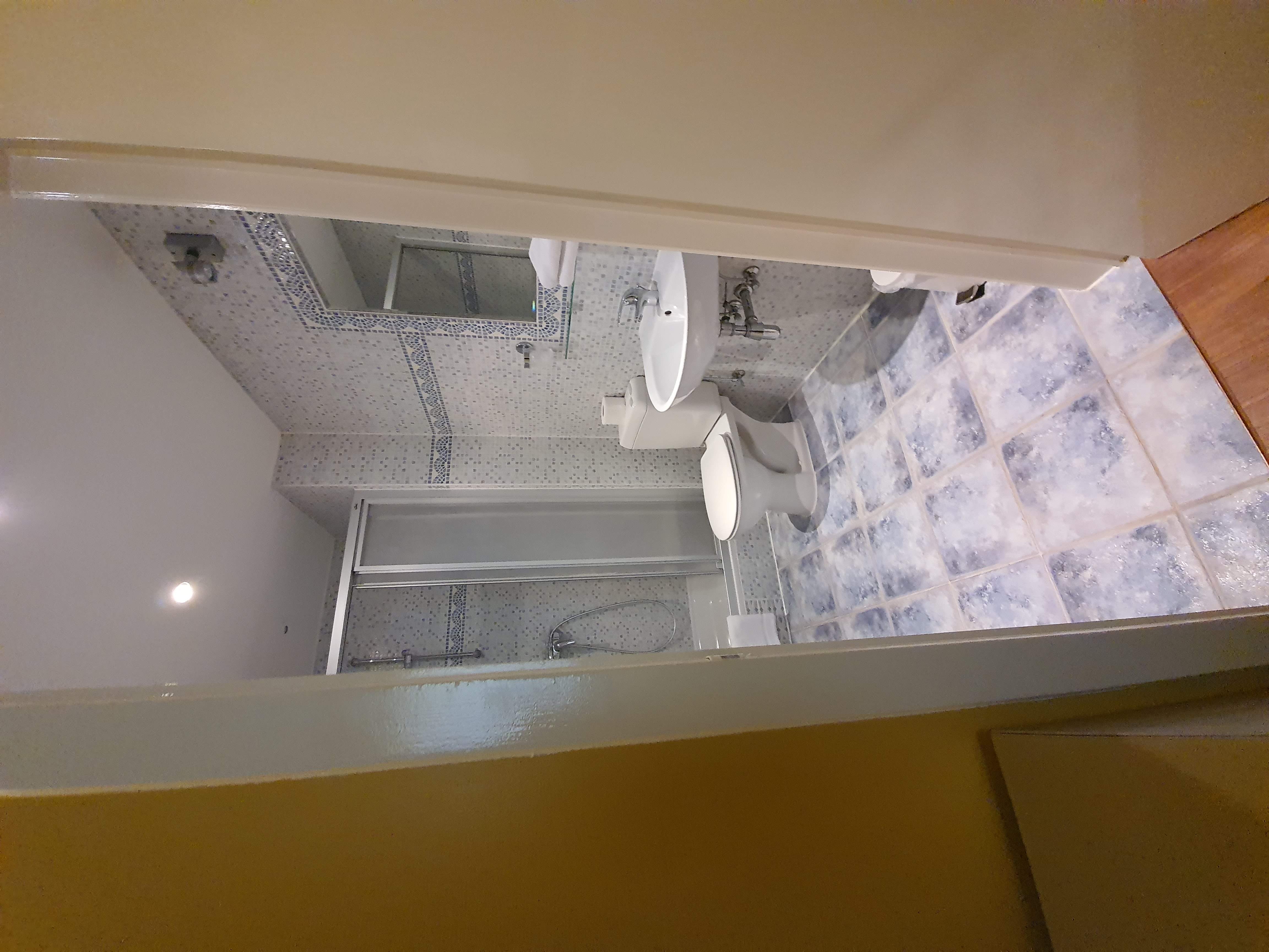 Economy, Double Bed, Hotel Midi-Zuid 5/5