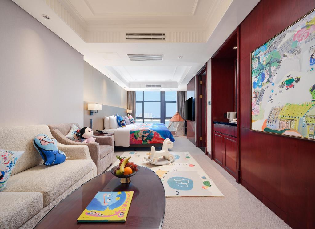 Grand Mercure Wuxi Huishan 51/76