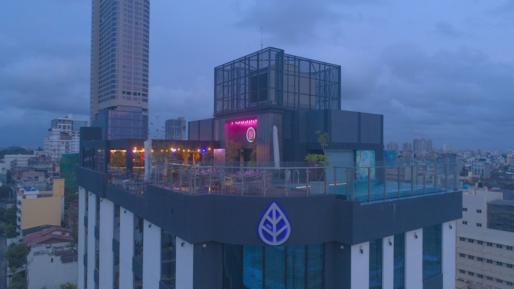 Hotel MaRadha Colombo 6/66