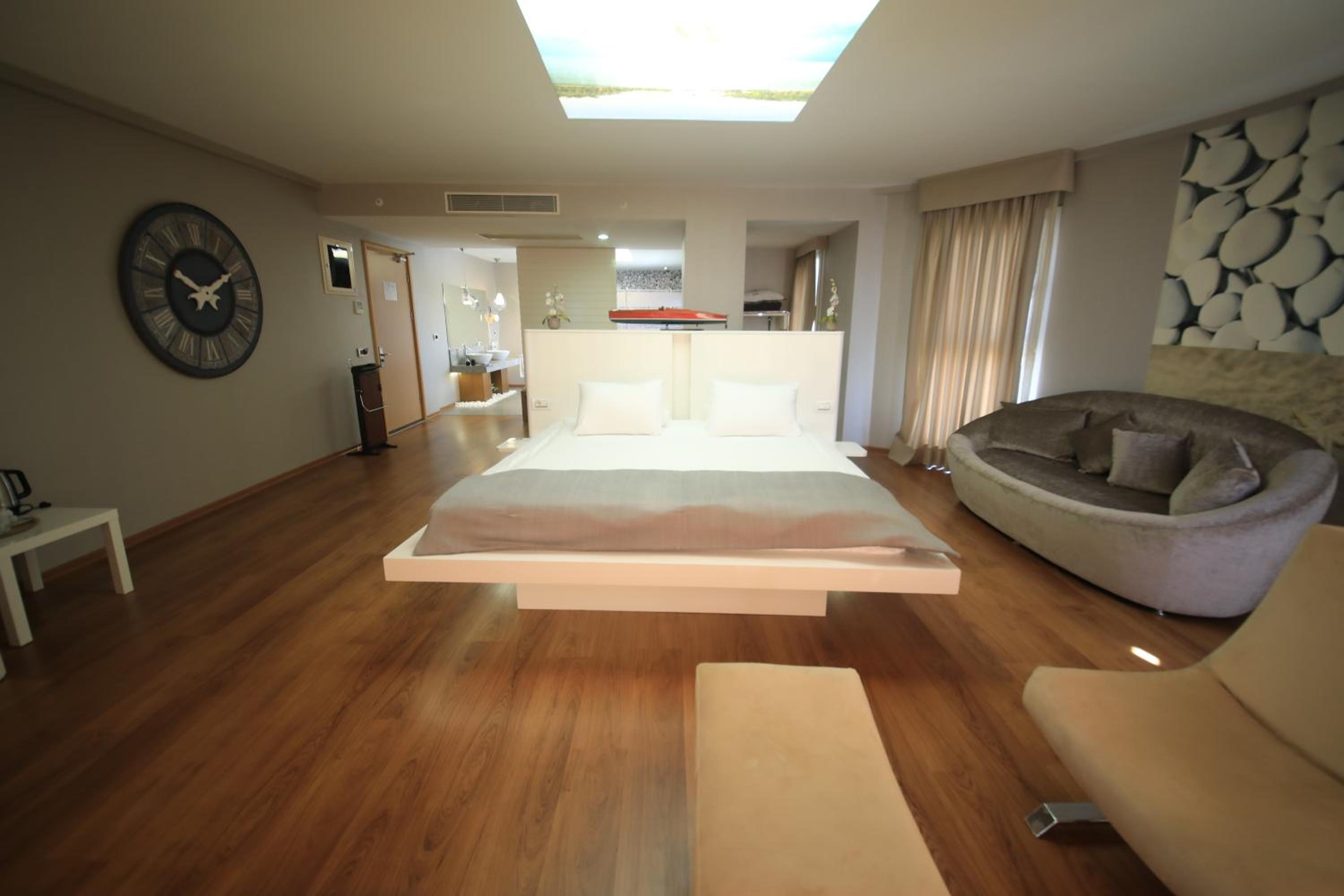 Orucoglu Oreko Hotel 32/55