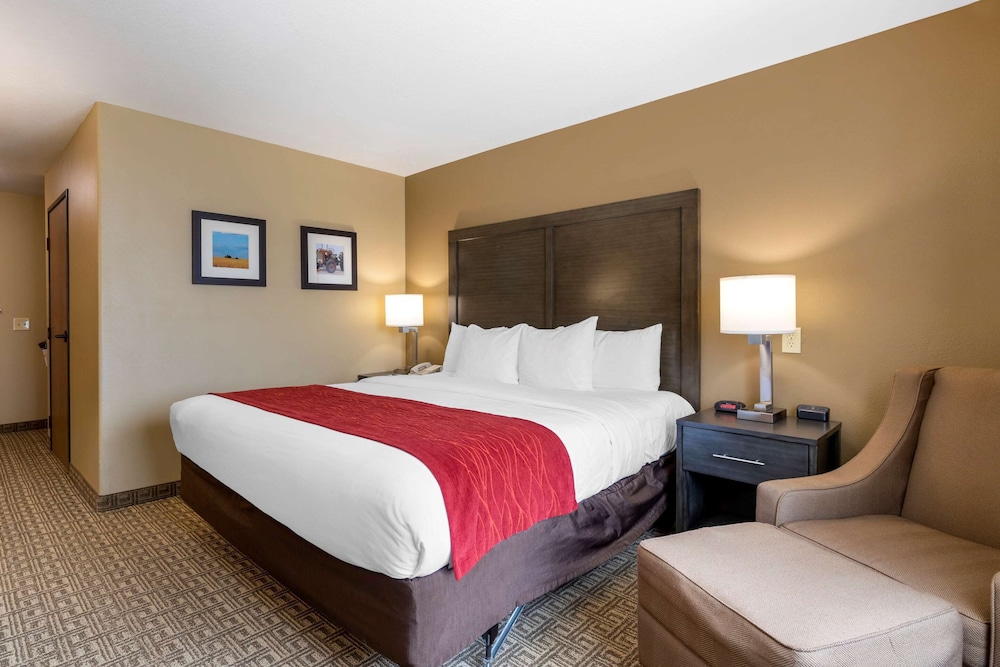 Comfort Inn & Suites Ponca City Near Marland Mansion 9/38