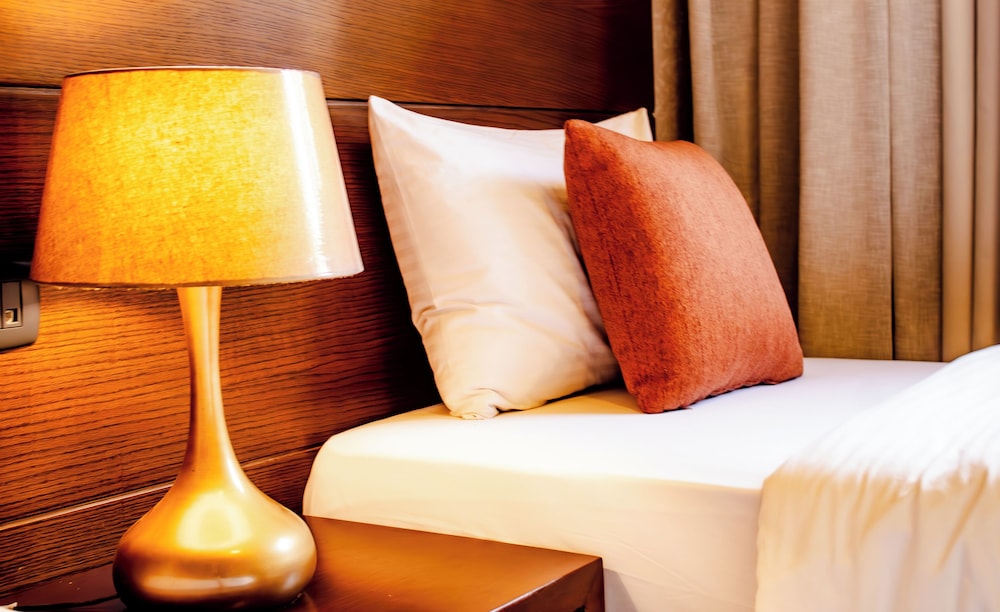 Britannia Suites 15/37