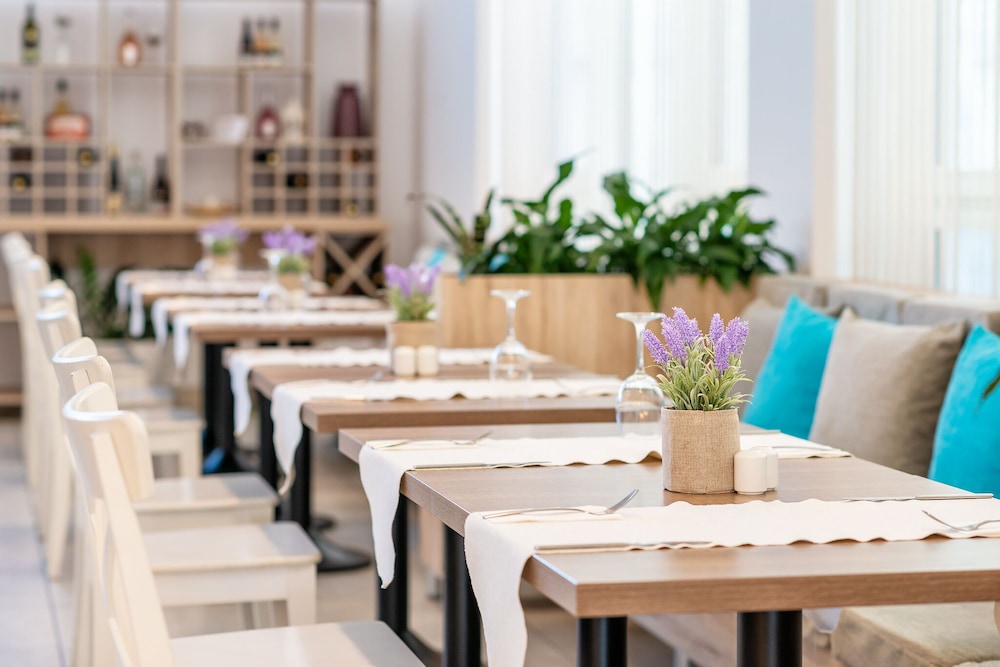 Ihotel Sunny Beach 36/48
