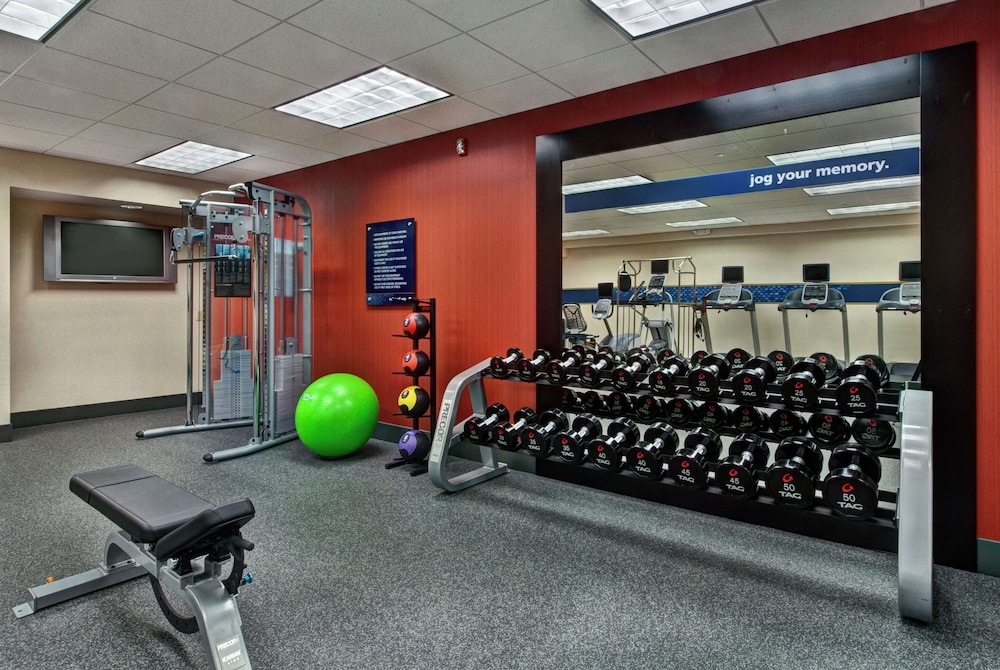 Hampton Inn West Des Moines Lake Drive 25/43