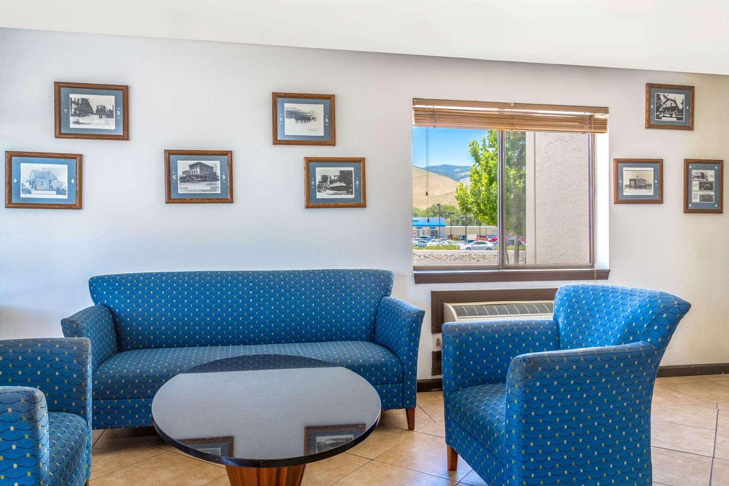 Super 8 by Wyndham Carson City/Lake Tahoe 16/28