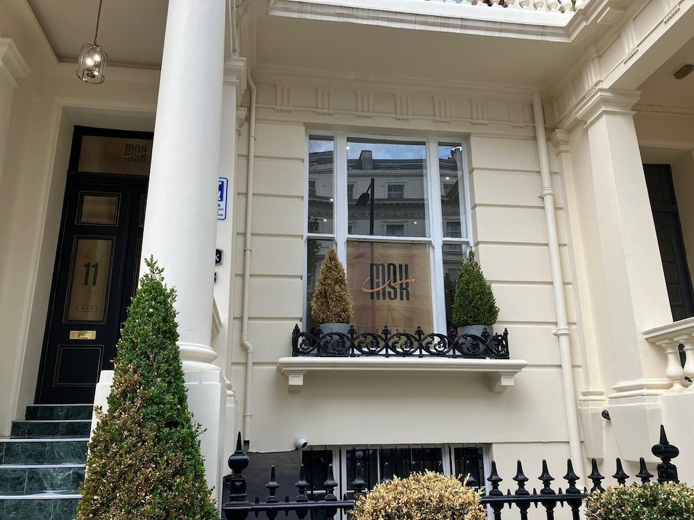 HYDE PARK ECONOMY 7/55
