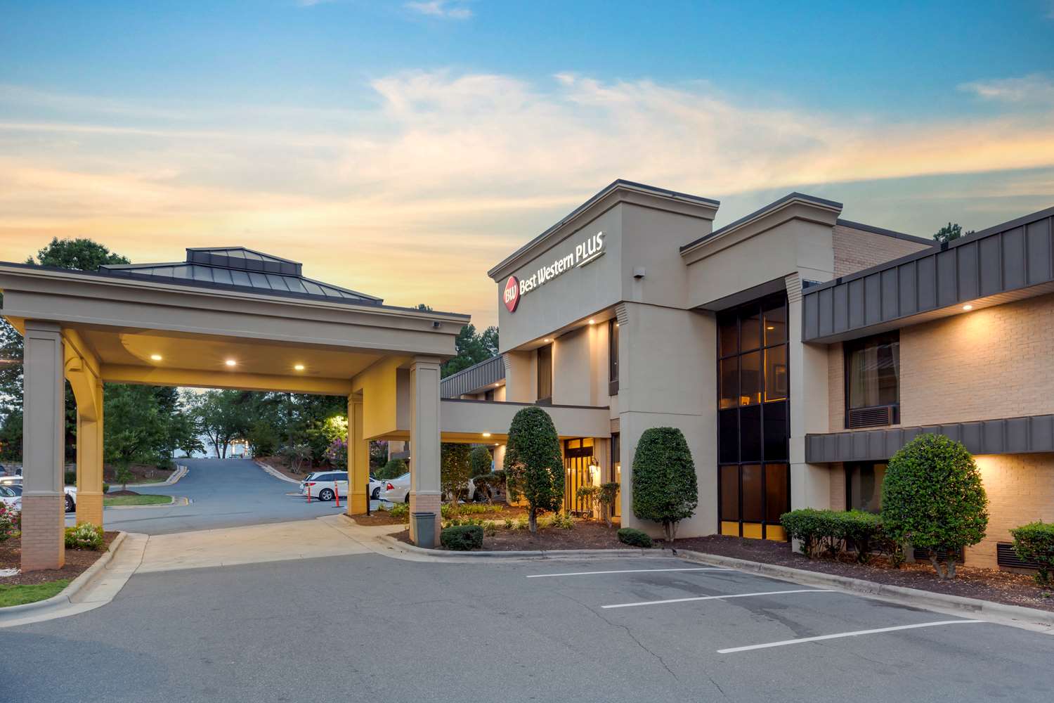 Best Western Plus Cary Inn - Nc State 5/24