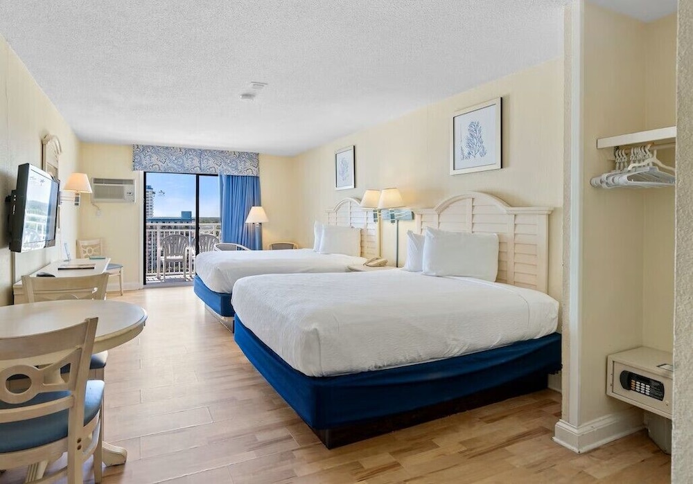 Capital O Sunset Waves Hotel Myrtle Beach Oceanfront 36/63