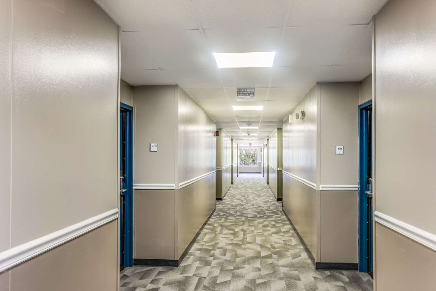Econo Lodge Garden City - Savannah 6/10