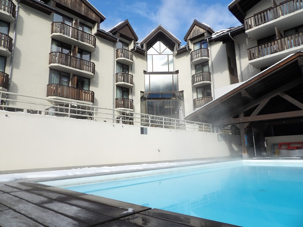 Hotel Le Refuge Des Aiglons Formerly Best Western Hotel Les Aiglons Resort And Spa 66/69