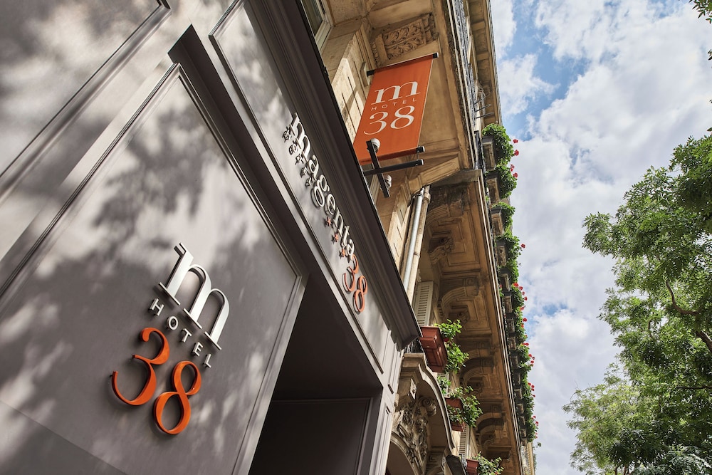 Hotel Magenta 38 by Happyculture 3/71