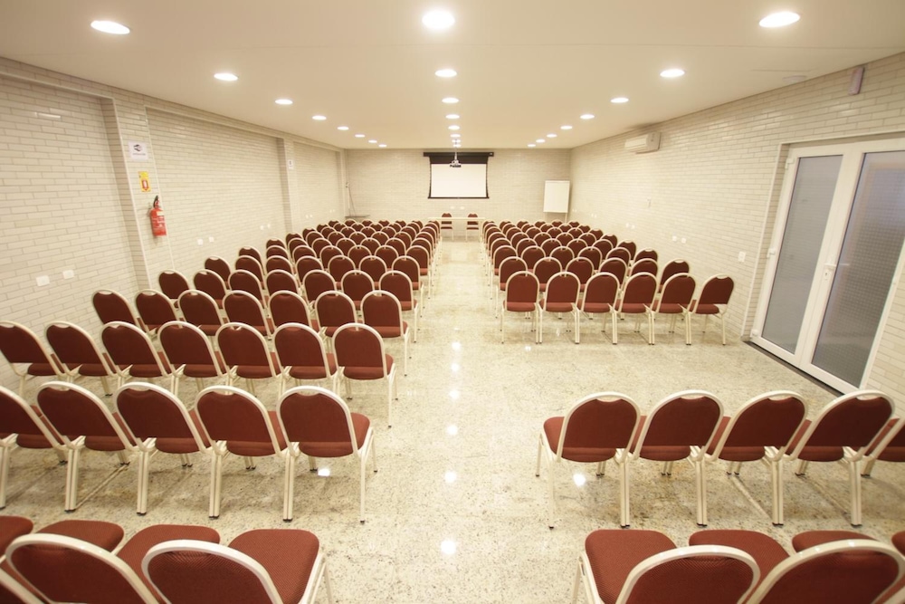 Hotel Confiance Centro Civico 31/33