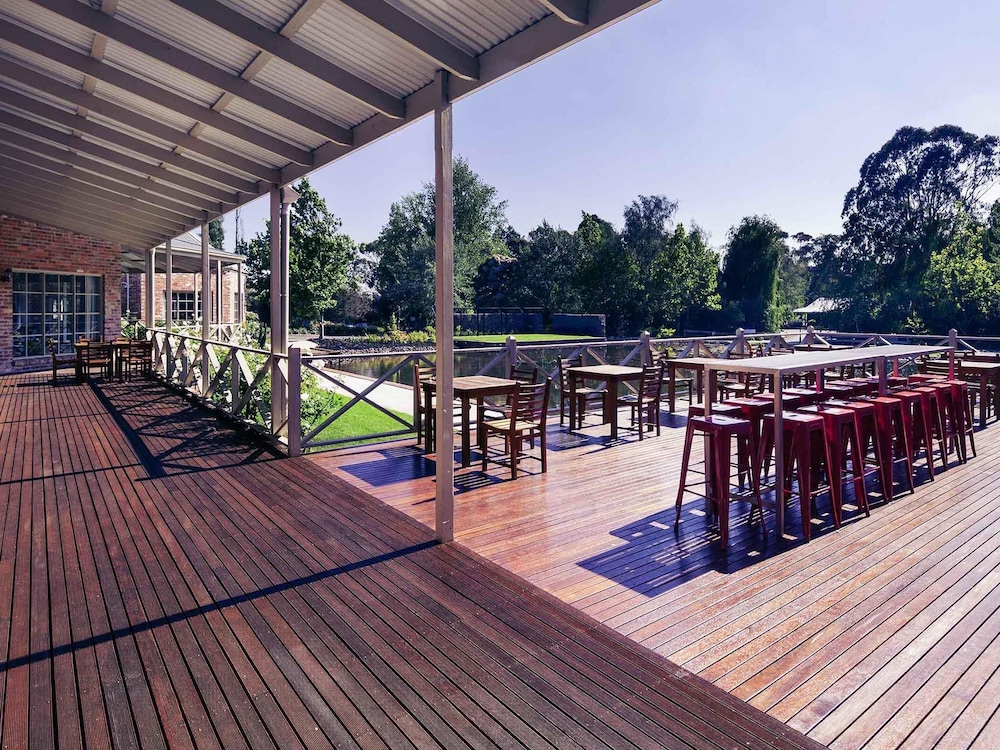 Mercure Ballarat Hotel and Convention Centre 45/70