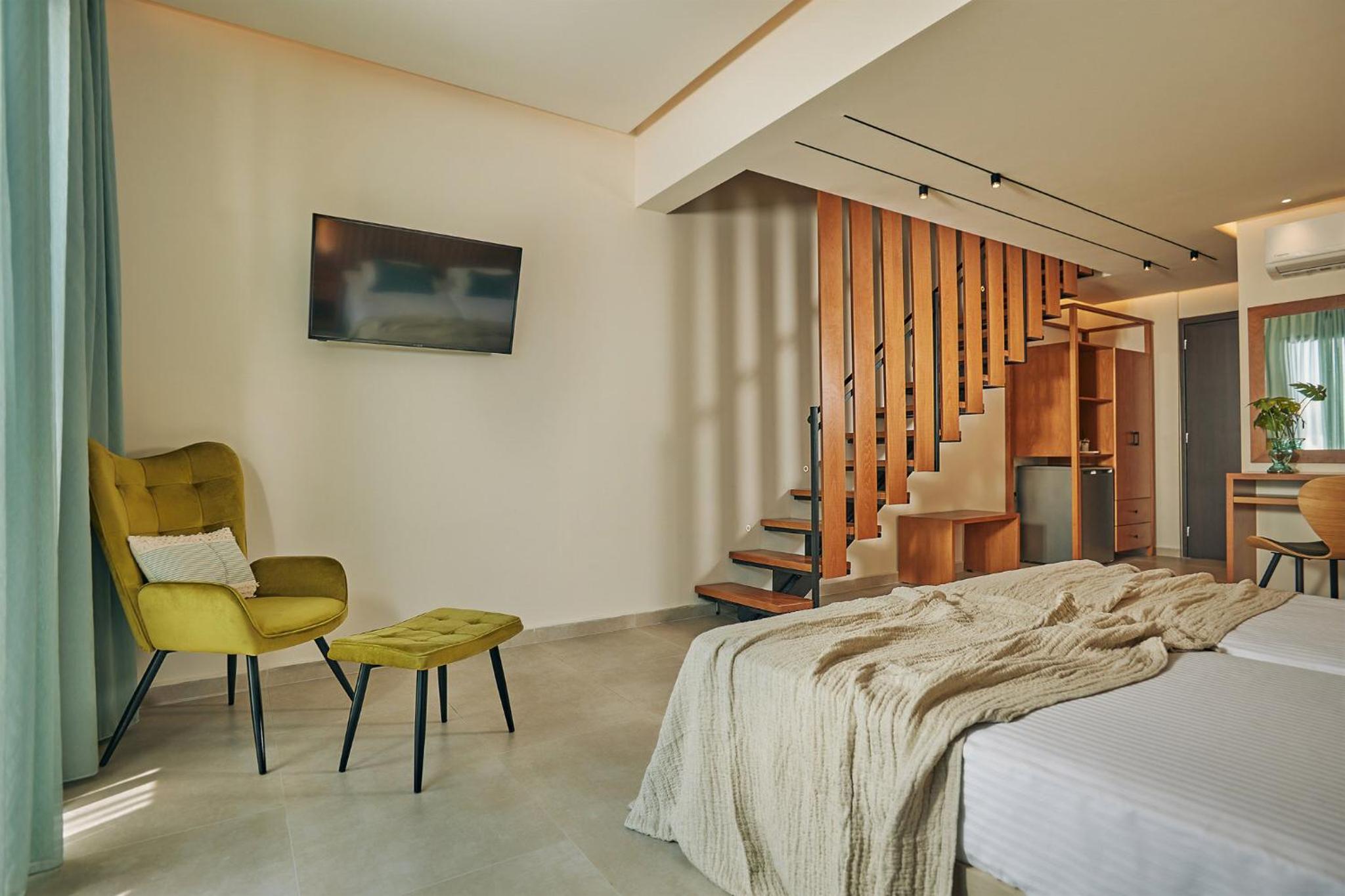 جناح عائلي، Letsos Hotel 5/9