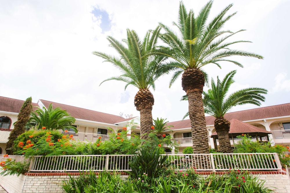 Best Western Pearland Inn 4/31