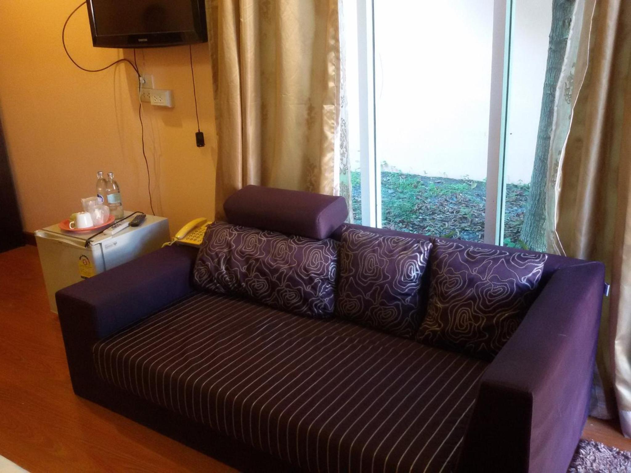 Green Leaf Resort 45/65