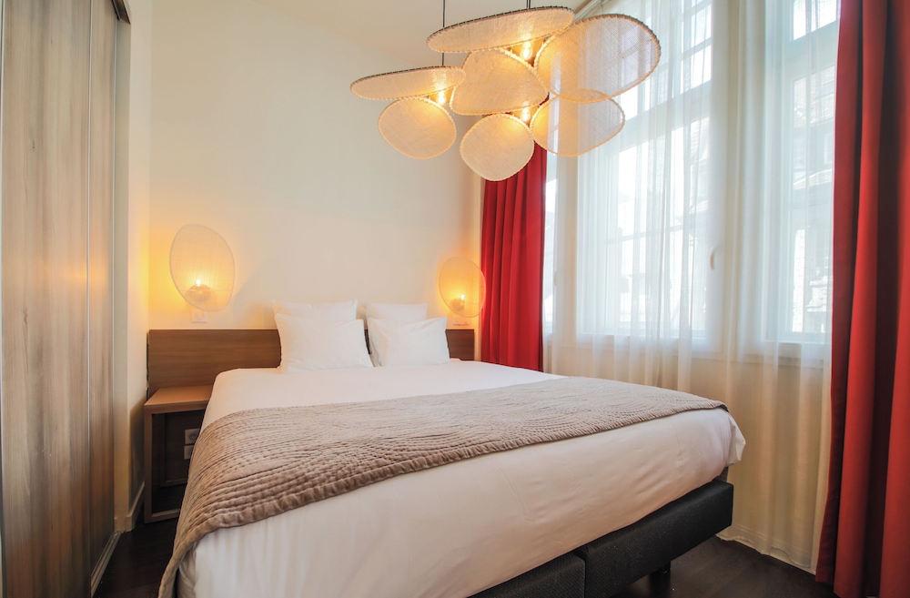 1 BEDROOM, APARTMENT