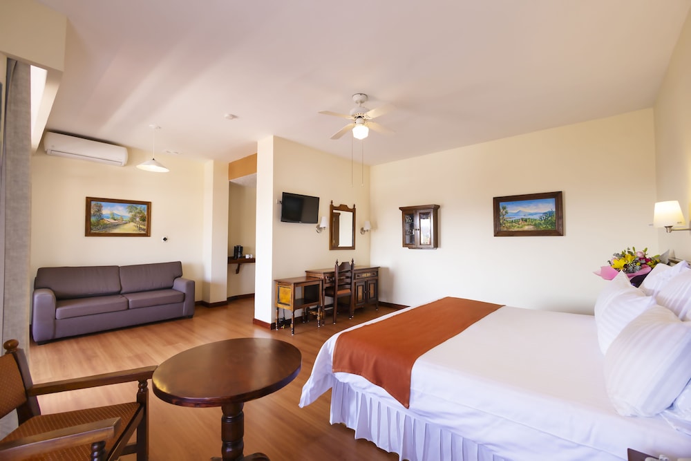 Hotel Plaza Uruapan 22/67