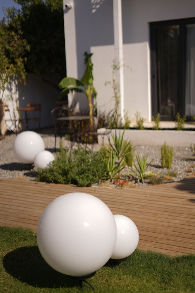 Glitz Bodrum 17/32