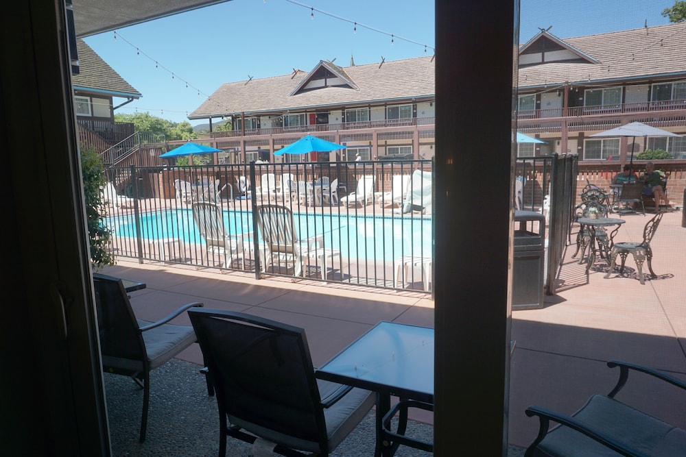 King Frederik Inn 54/69