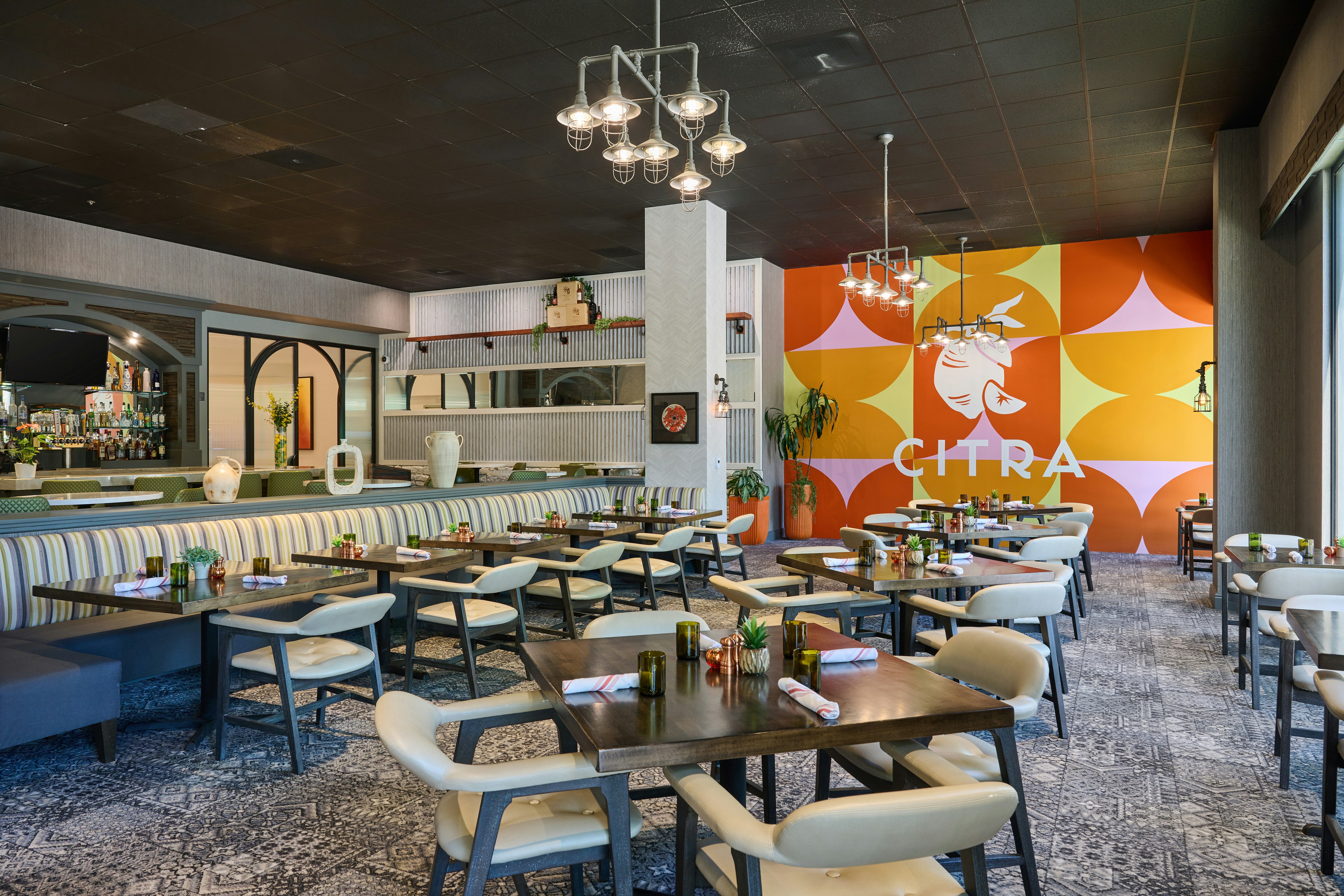 Hotel Zessa Orange County Airport, a DoubleTree by Hilton 42/59