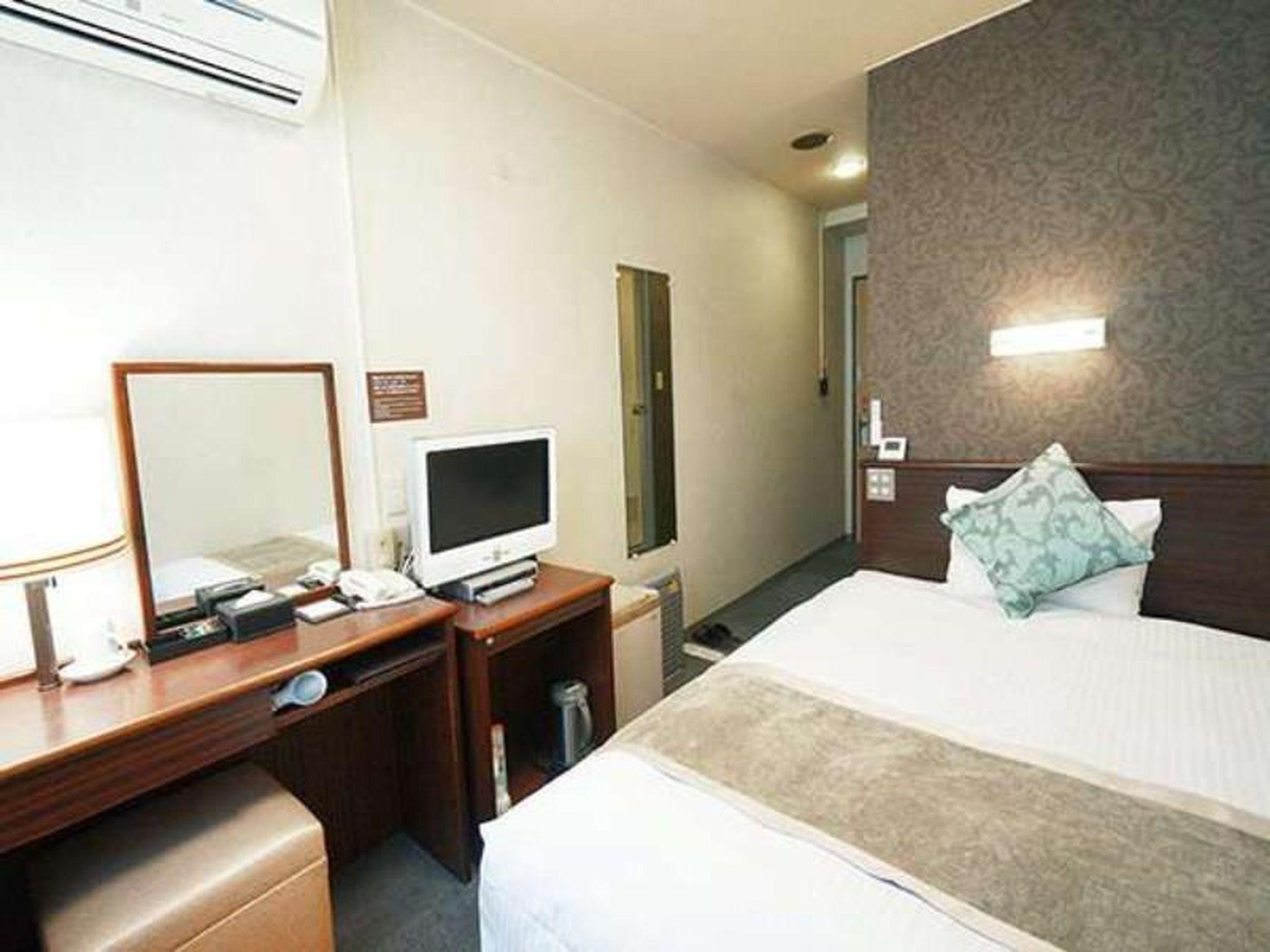 Economy, Double Bed