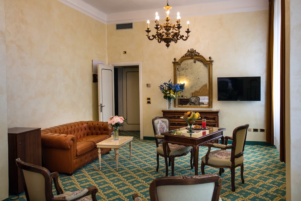 Grand Hotel Excelsior 22/47
