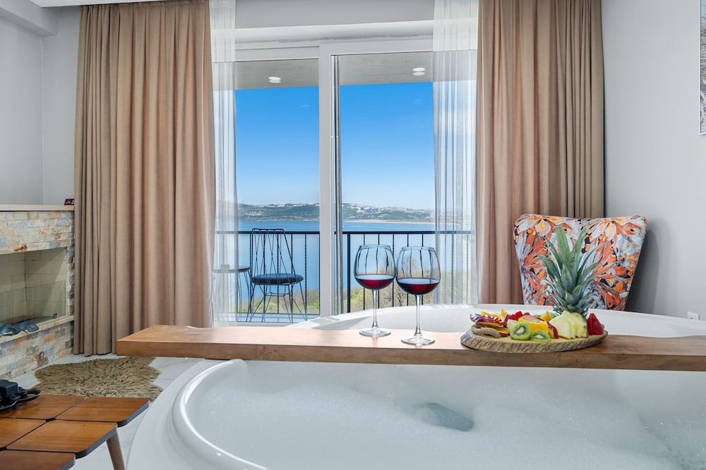 Sapanca View Hotel 38/40