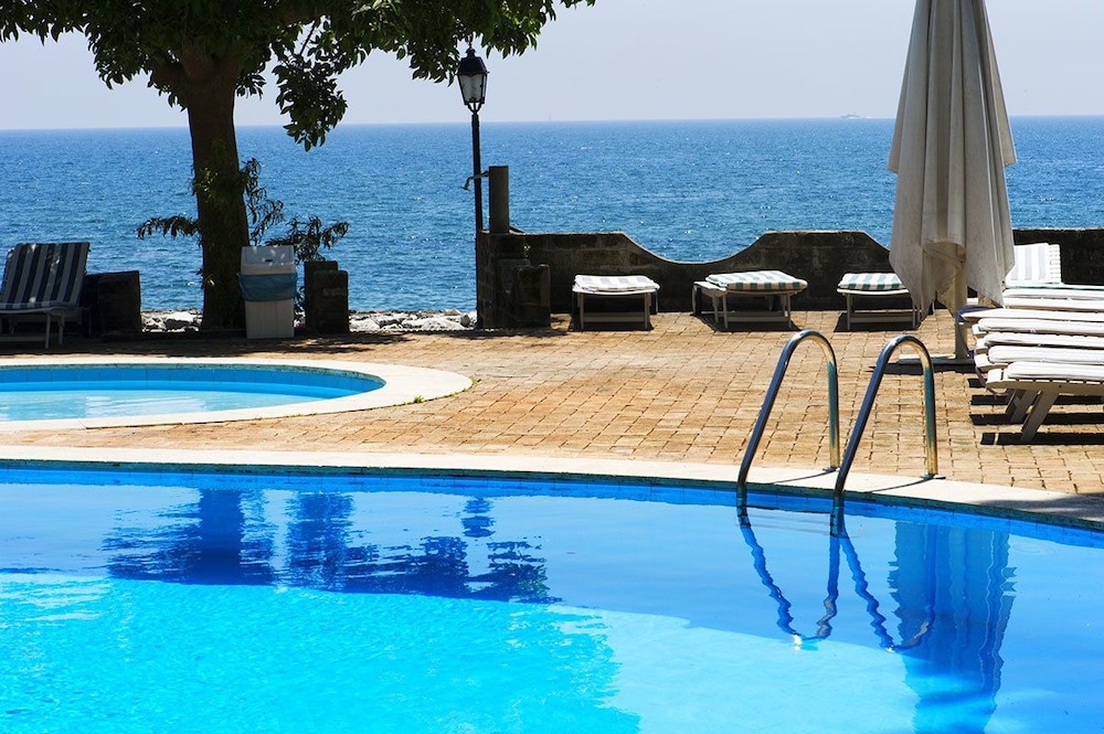 Grande Albergo Miramare 44/50