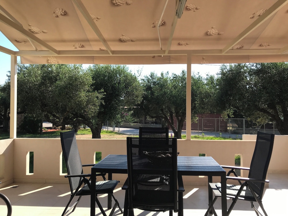 Arazzo Holiday Apartments 36/50