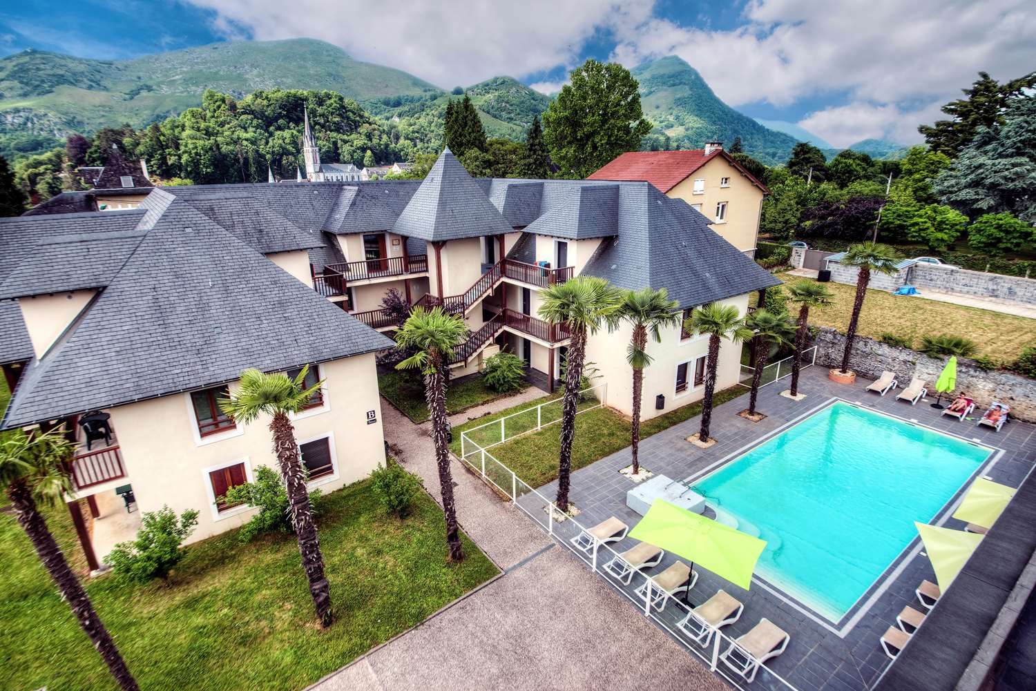 Comfort Aparthotel Lourdes lAcacia 19/20