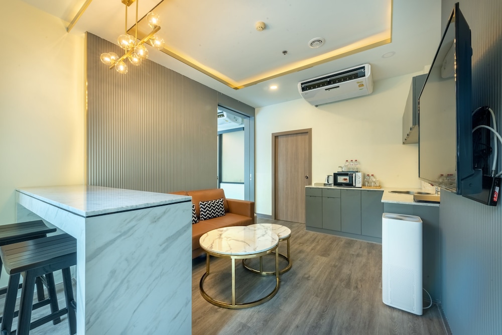 Qiu Hotel Sukhumvit 18/50