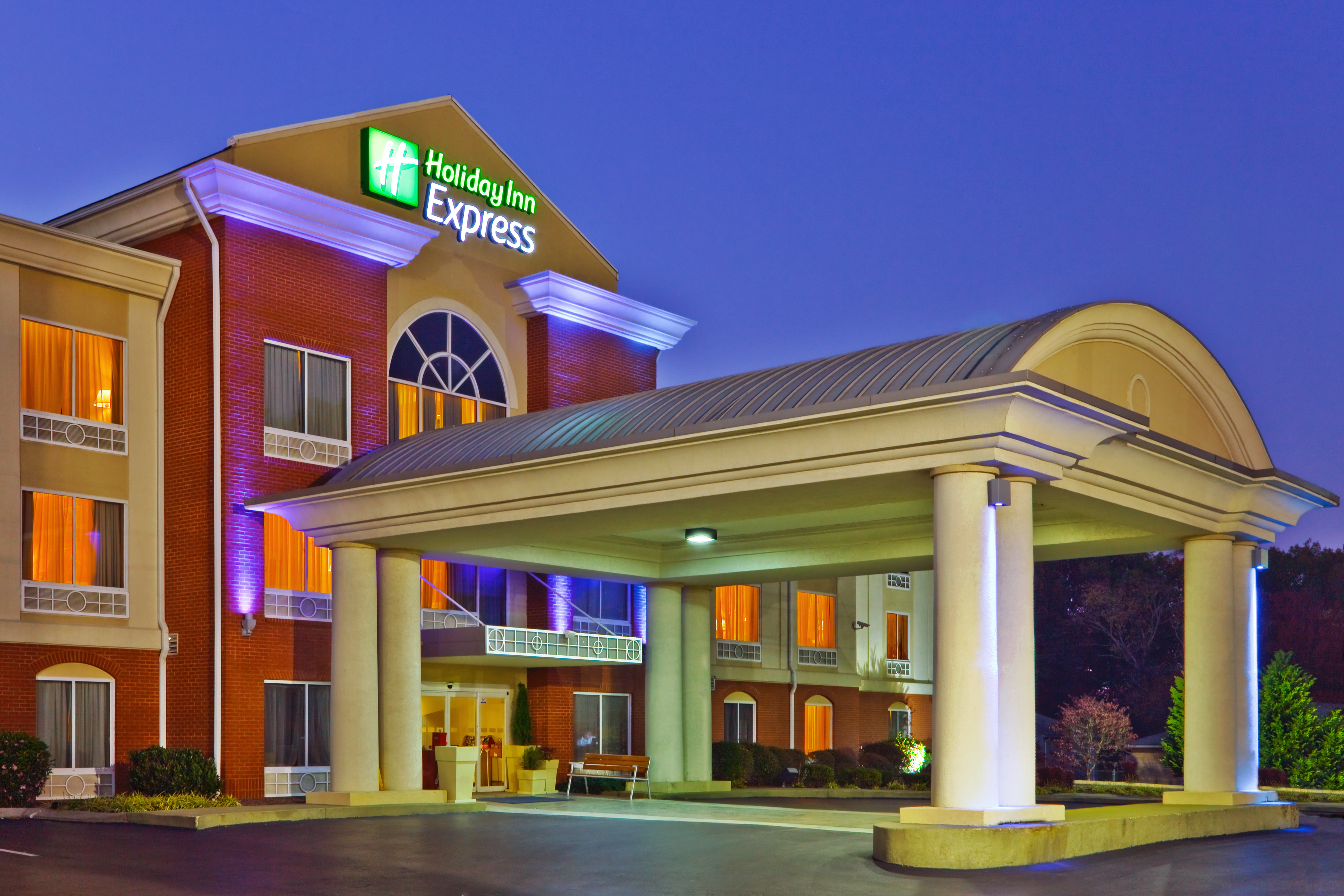 Holiday Inn Express Hotel And Suites Chattanooga East Ridge Tn 2/56
