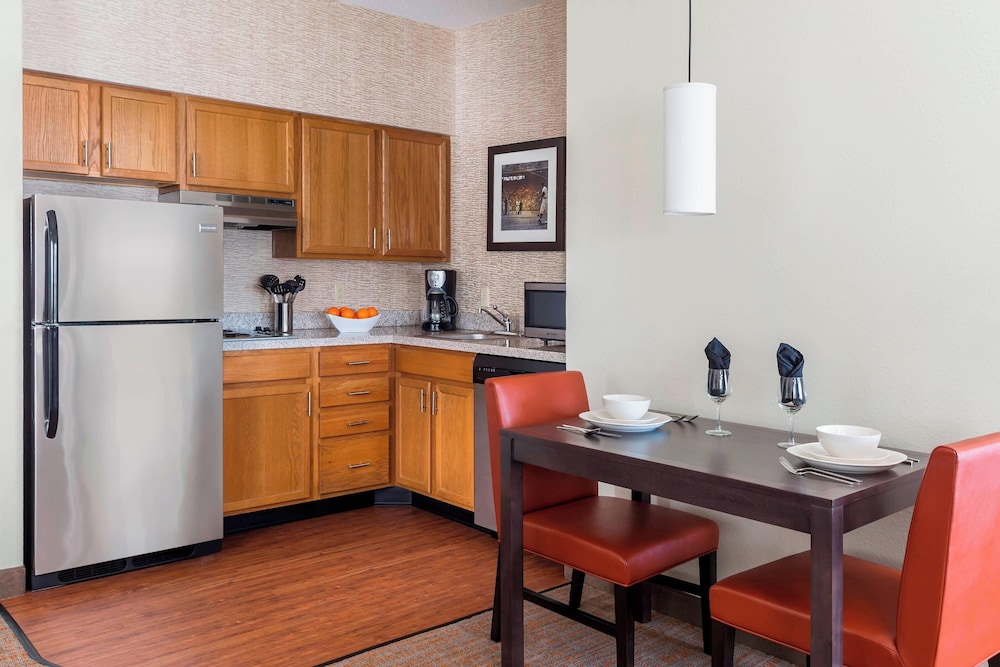 Residence Inn By Marriott Bloomington By Mall of America 35/48