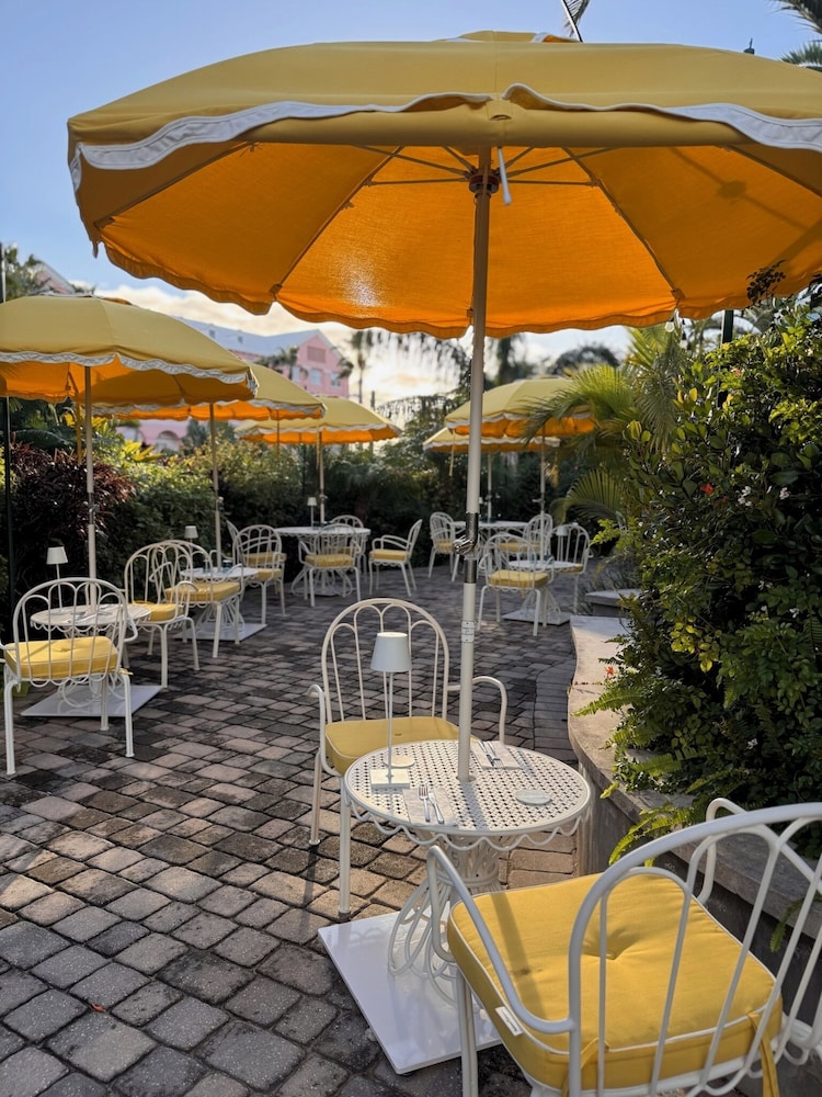 Rosedon Hotel 42/54