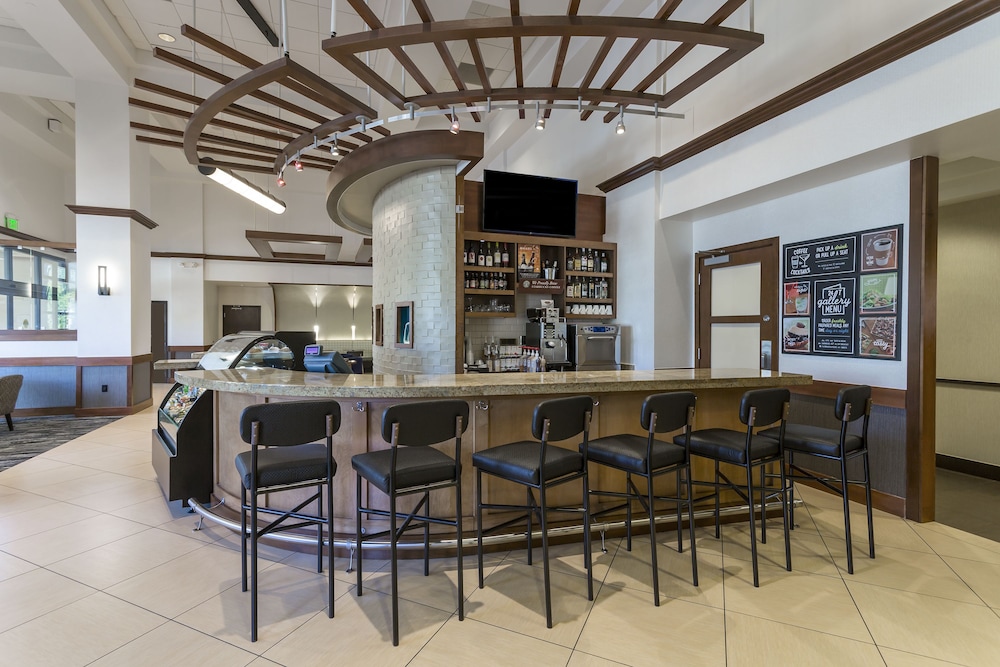 Hyatt Place Dallas/North Arlington/Grand Prairie 54/64