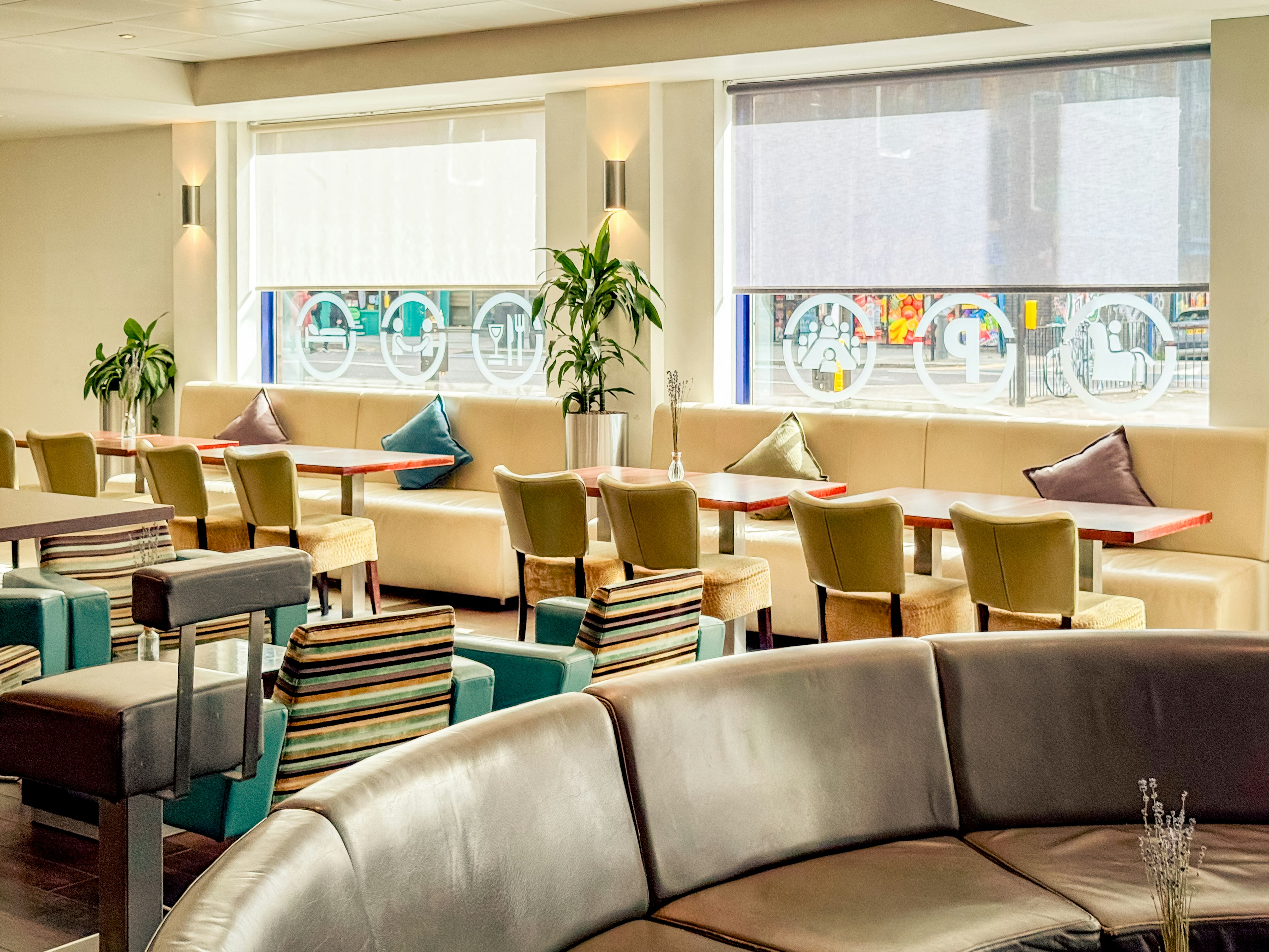 Holiday Inn Express London - Stratford by IHG 36/76
