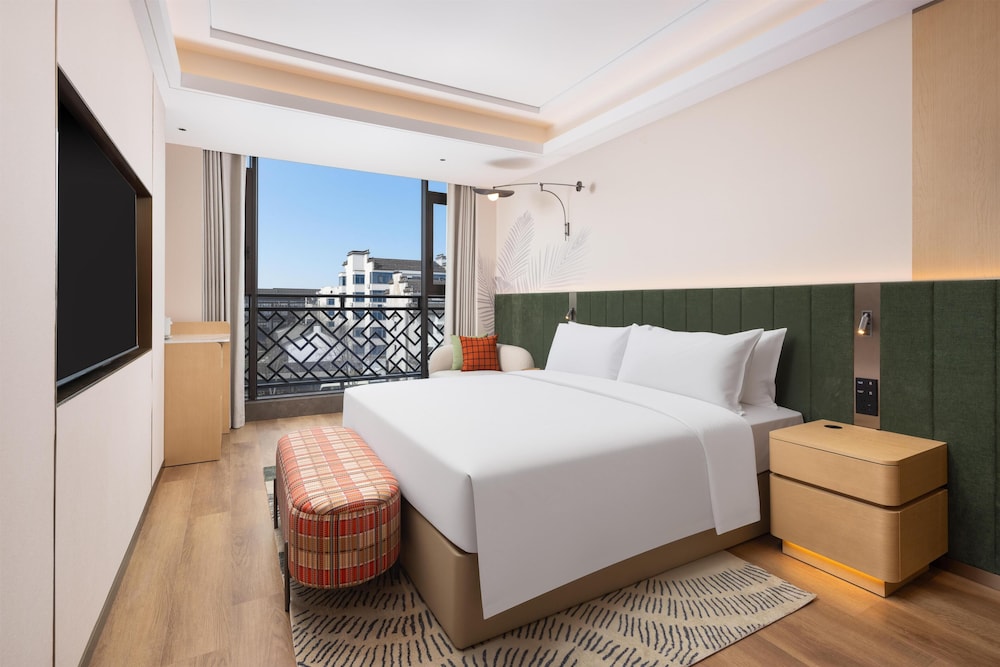 Hilton Garden lnn Tongxiang Wuzhen 30/50
