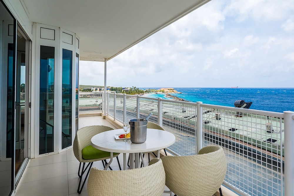 Sunscape Curacao Resort, Spa & Casino - All Inclusive 32/70