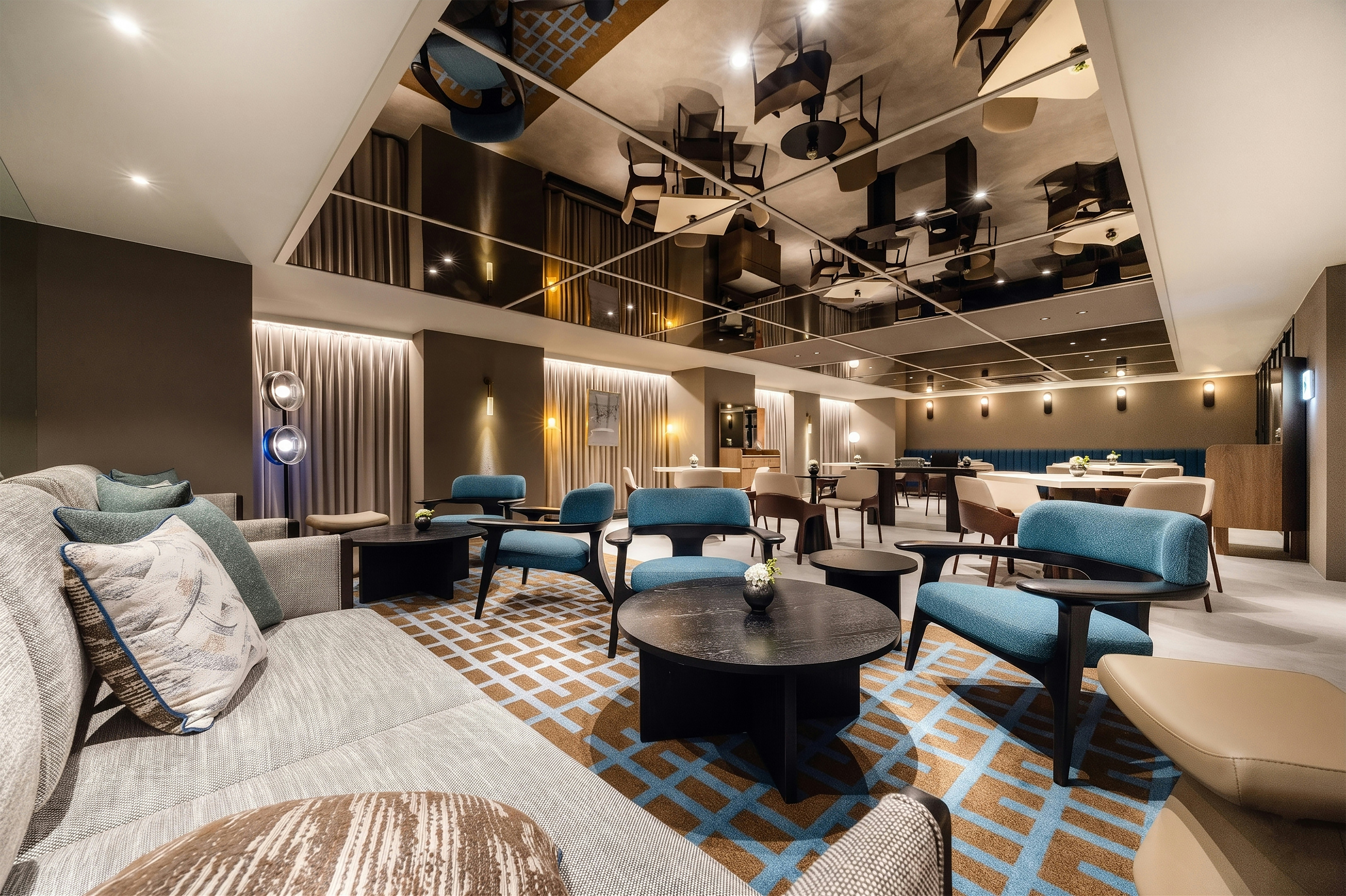 The Connoisseur Residence Hotel 33/51