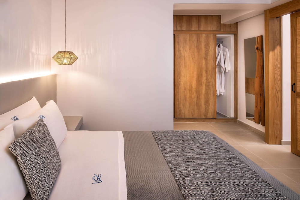 Venus Sunrise Suites and Villas 64/64
