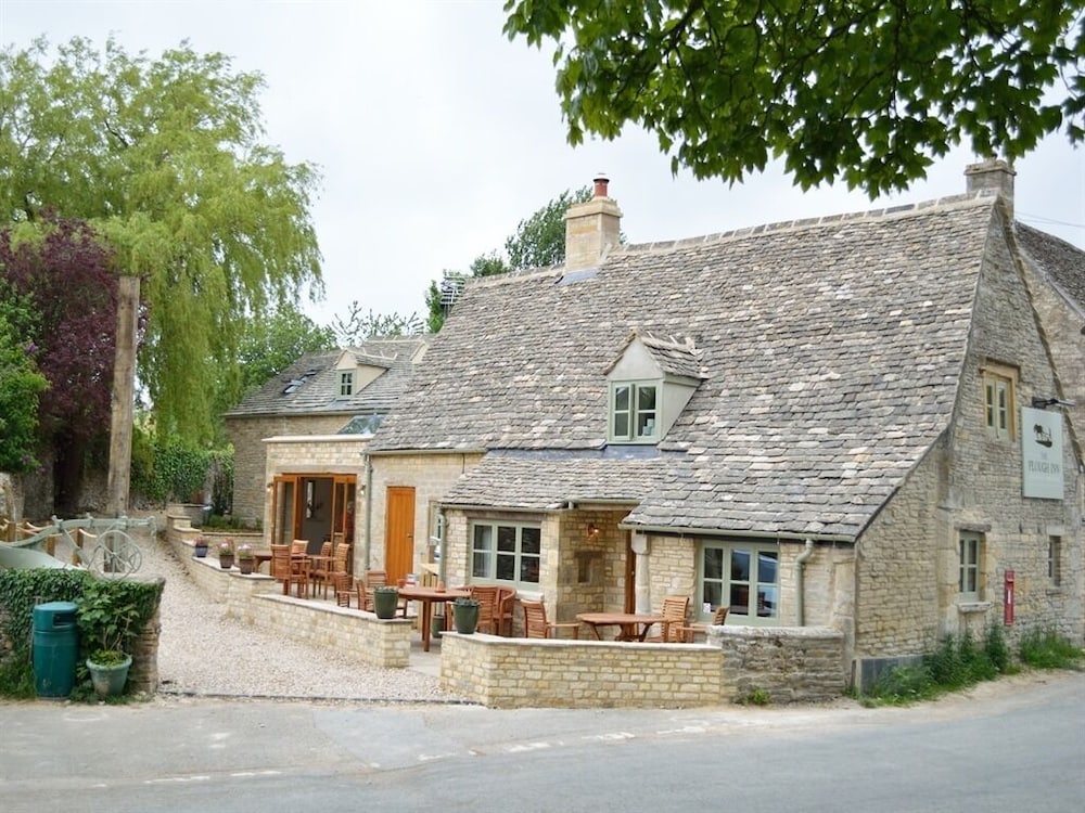The Plough Bed and Breakfast 1/22