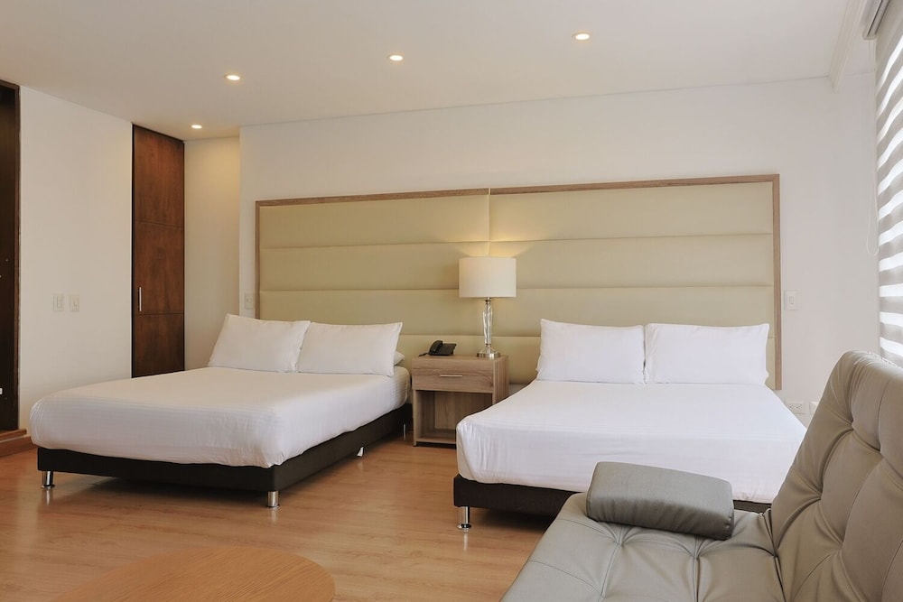 SUPERIOR, TWIN BEDS