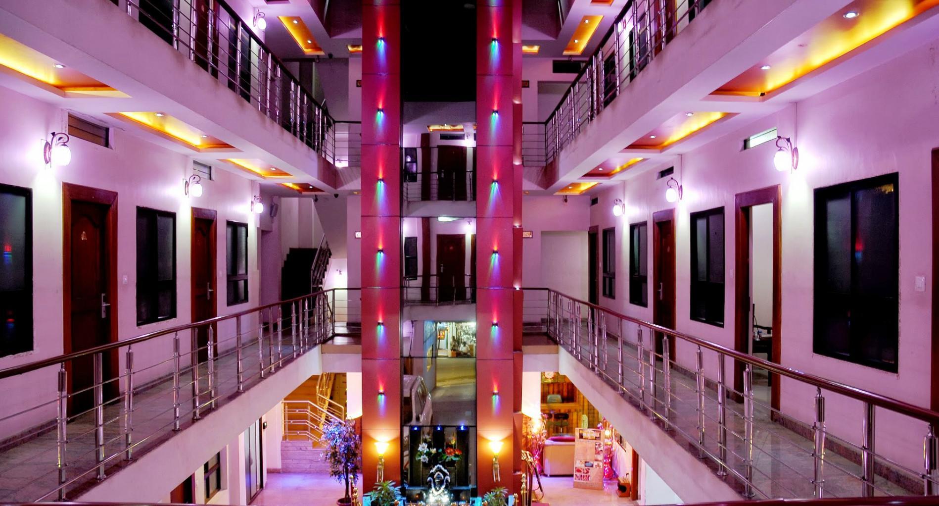Hotel Kings Kastle 33/35