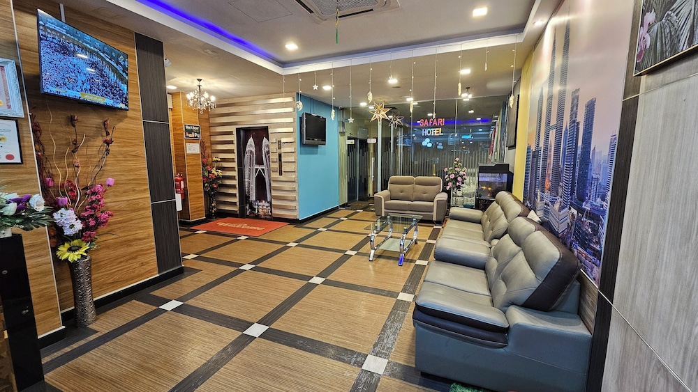 Safari Hotel 30/45