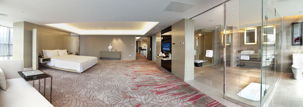 Novotel Nanjing East Suning 36/77