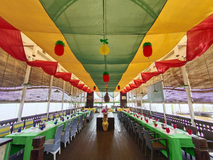 Grand Kartika Hotel Pontianak 7/11